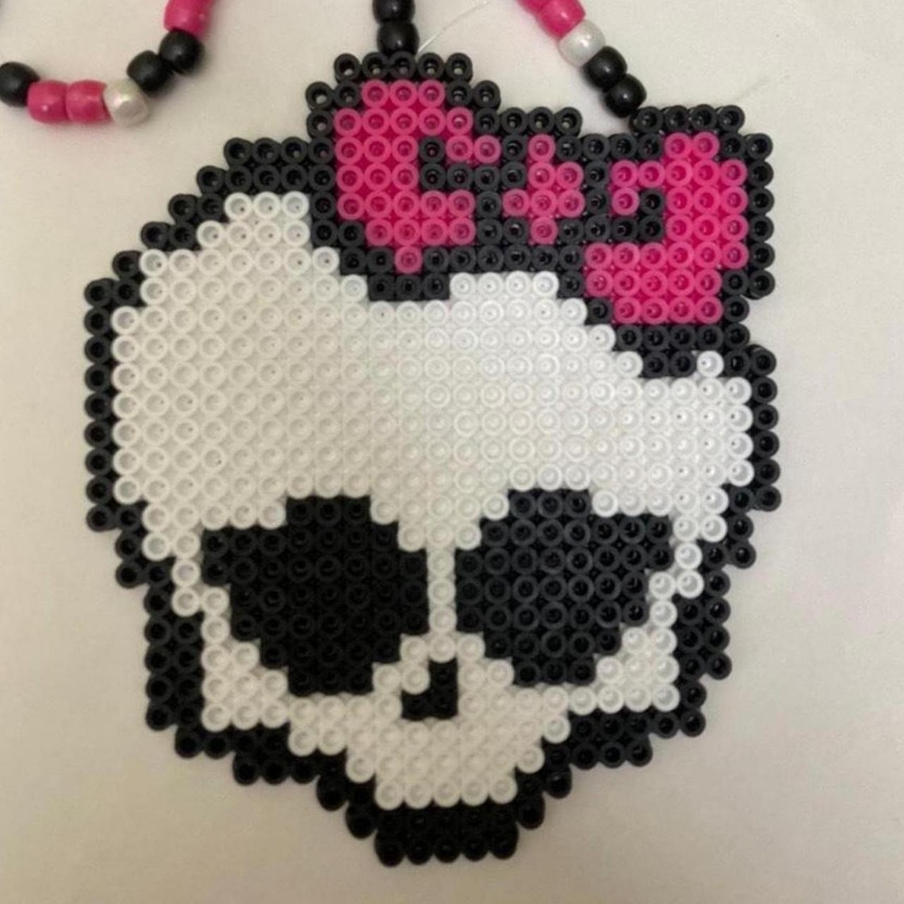 Handmade Monster High Necklace - Picture 1 of 2